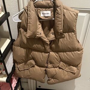Women's Tan Puffer Vest